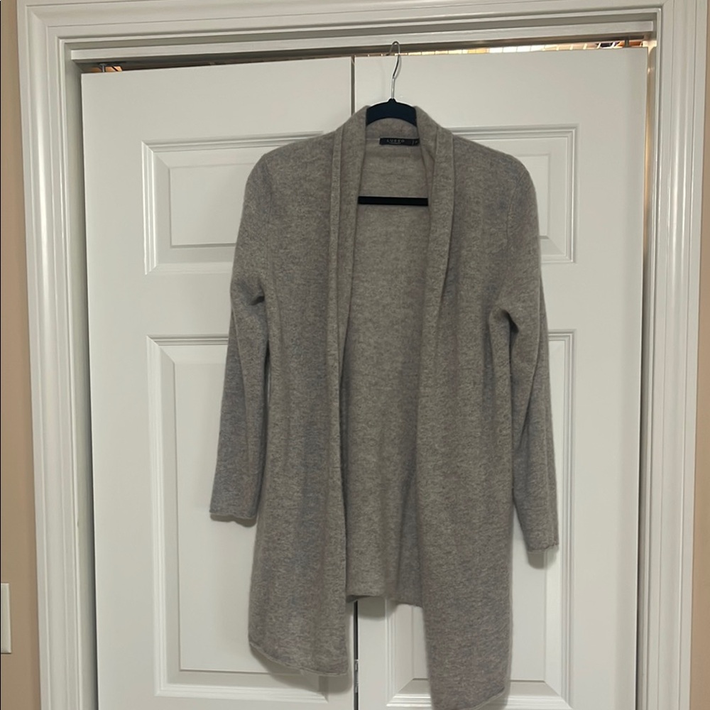 Gray Cardigan Sweater with Open Front Design